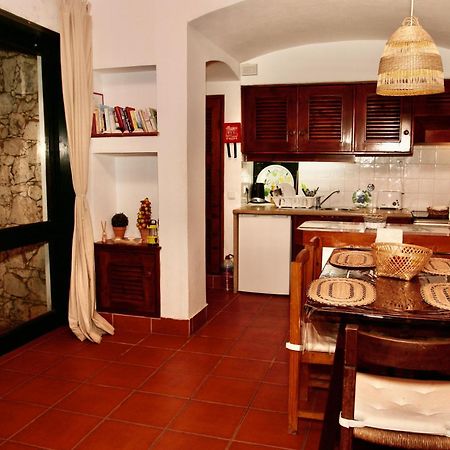 Villa Jacaranda - 550M From The Beach - Free Wifi - By Bedzy البوفيرا المظهر الخارجي الصورة